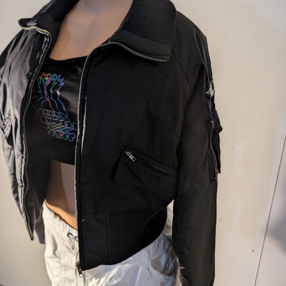 Dittos Jackets & Blazers - Dittos Women's Cropped Ribbed Fitted Black Bomber Jacket Size XL